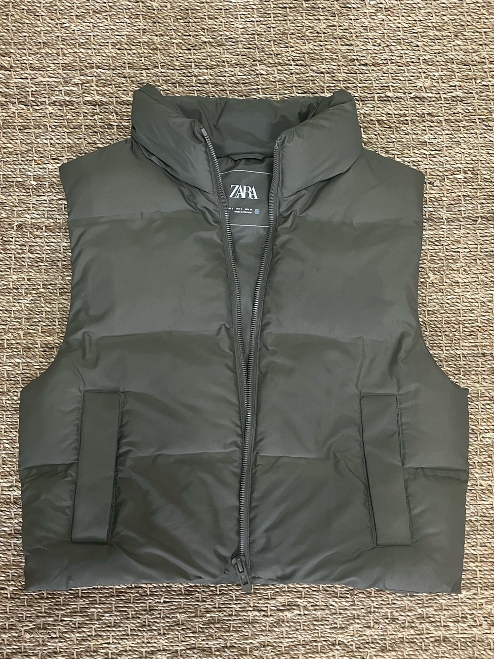 ZARA Olive Green Cropped Puffer Vest